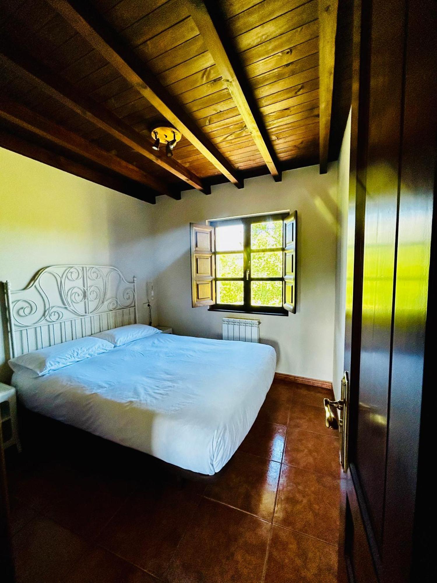 Casa La Maestra Apartment อาร์ริออนดาส ภายนอก รูปภาพ