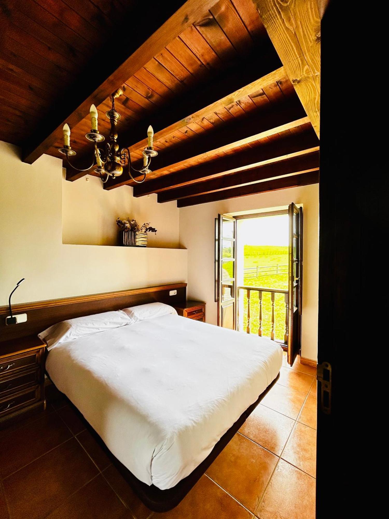 Casa La Maestra Apartment อาร์ริออนดาส ภายนอก รูปภาพ