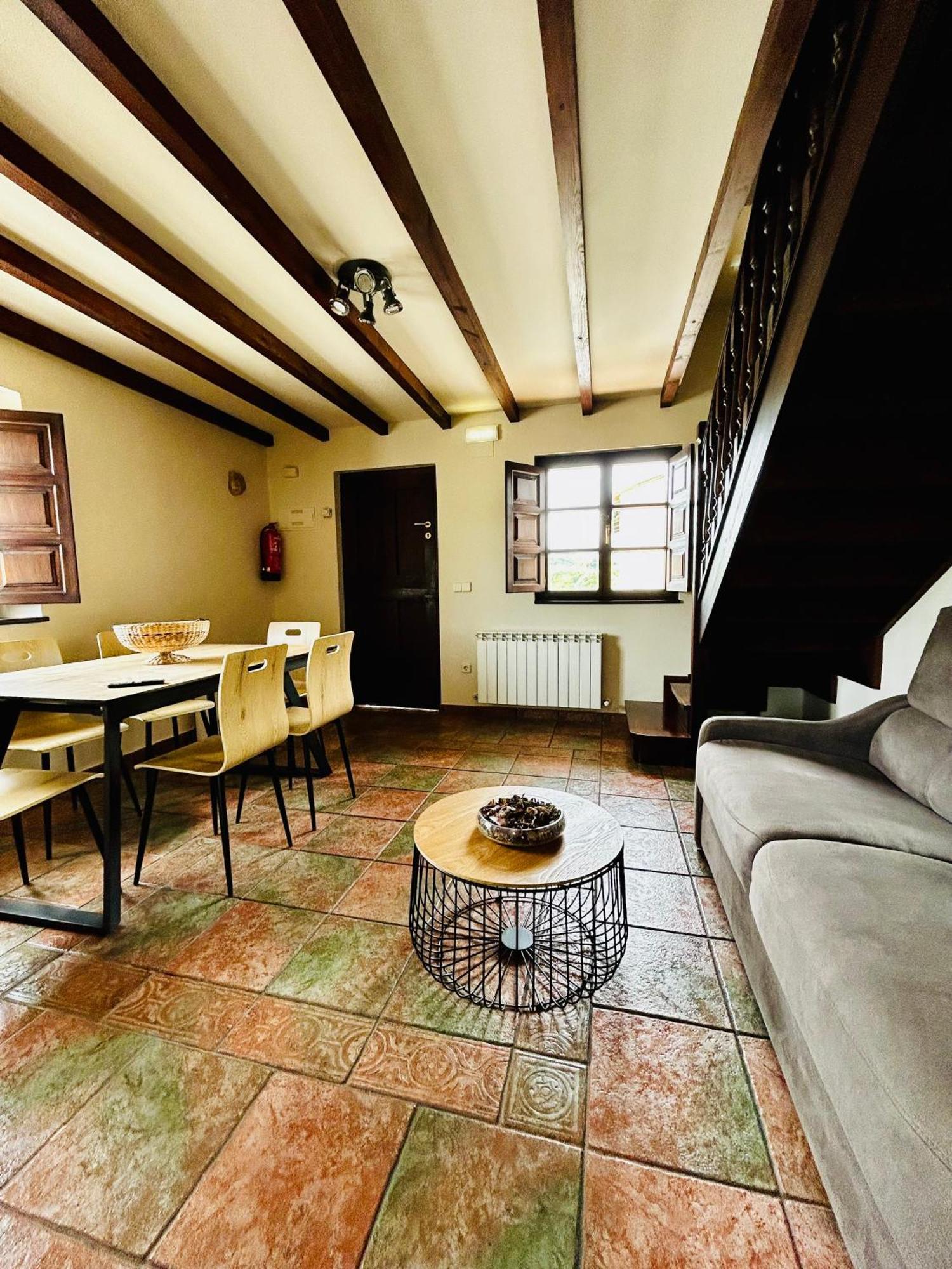 Casa La Maestra Apartment อาร์ริออนดาส ภายนอก รูปภาพ