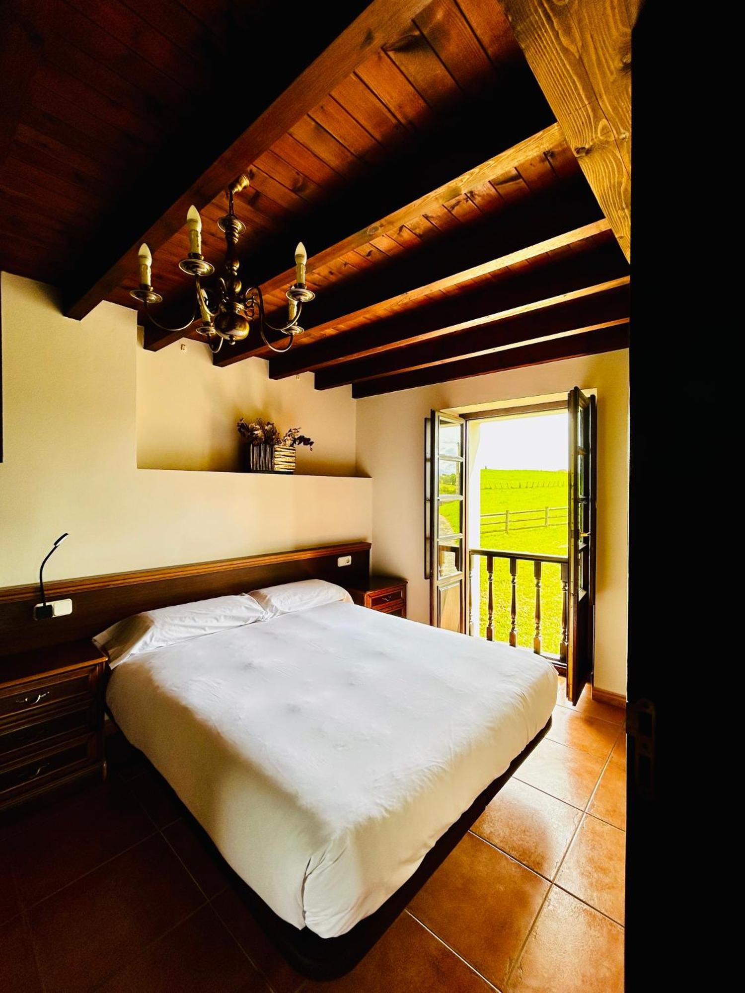 Casa La Maestra Apartment อาร์ริออนดาส ภายนอก รูปภาพ