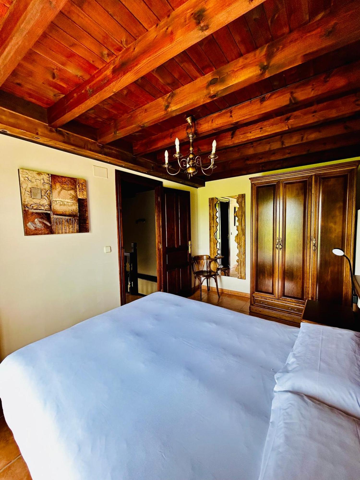 Casa La Maestra Apartment อาร์ริออนดาส ภายนอก รูปภาพ