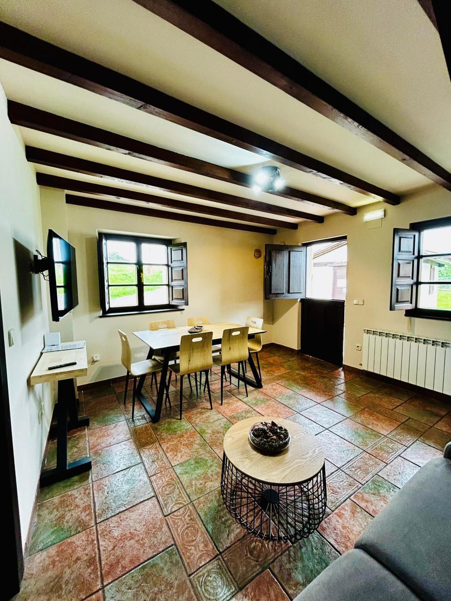 Casa La Maestra Apartment อาร์ริออนดาส ภายนอก รูปภาพ