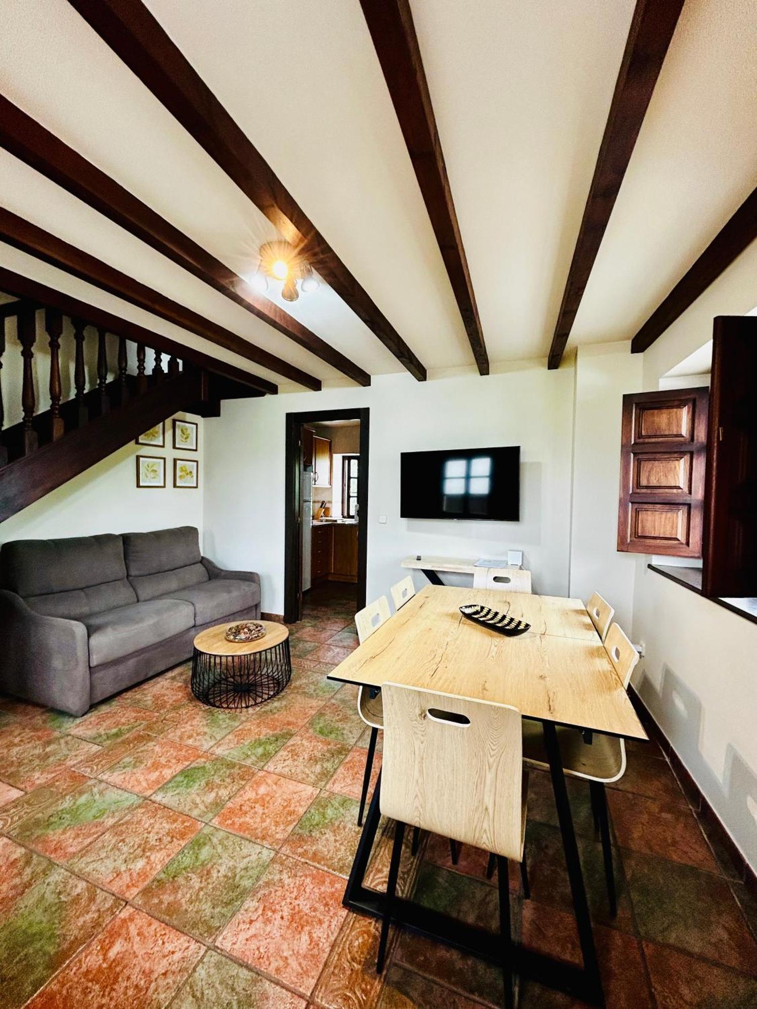 Casa La Maestra Apartment อาร์ริออนดาส ภายนอก รูปภาพ